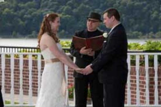CHOOSING THE RIGHT OFFICIANT