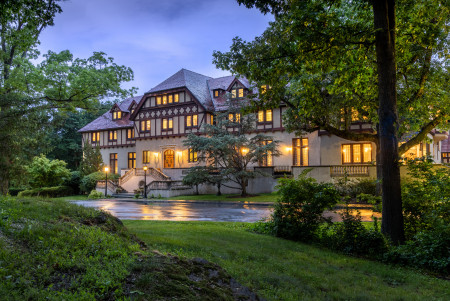 Alumnae House the Inn at...