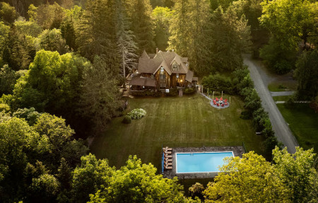 Armstrong Park Terrace